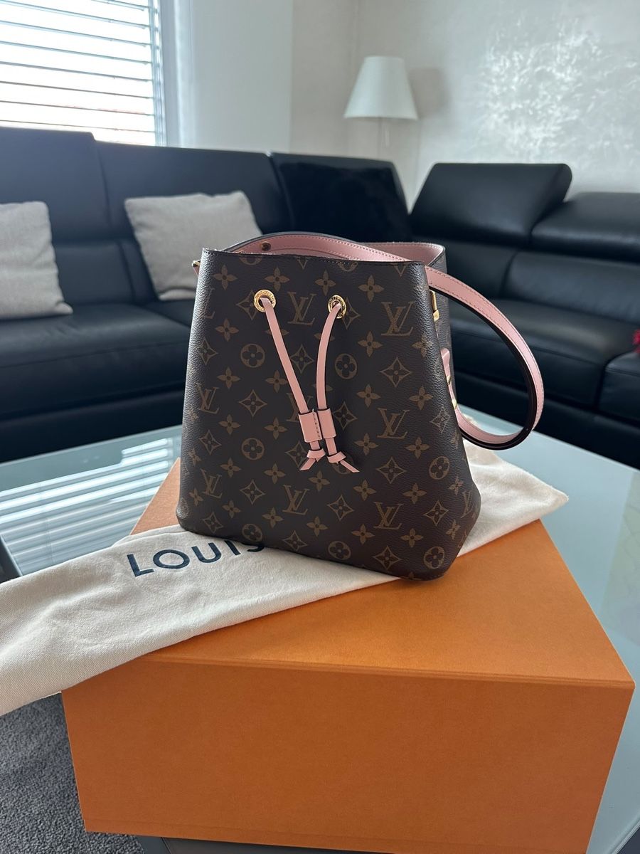 Louis Vuitton Borse da donna: Louis Vuitton Néonoé MM Monogram – Pre-Owned – Nuovo (secondo la descrizione) da Horgen venduto da Kleider4you