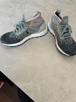 Adidas Turnschuhe Ultra Boost Grösse 41.5