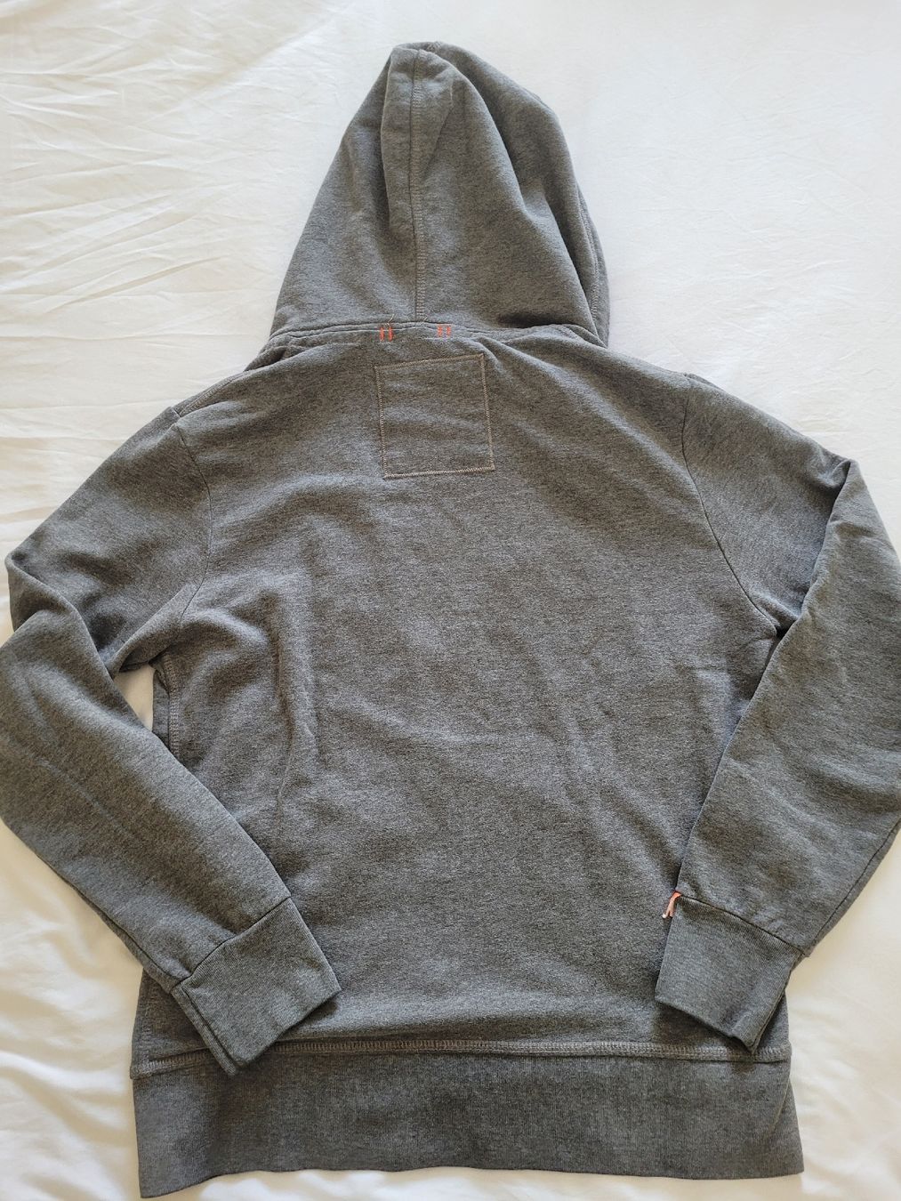 Superdry Giacche: 2. Superdry veste à capuche gris -  taille M – Usato da Villars-sur-Glâne venduto da m66_dch5 1