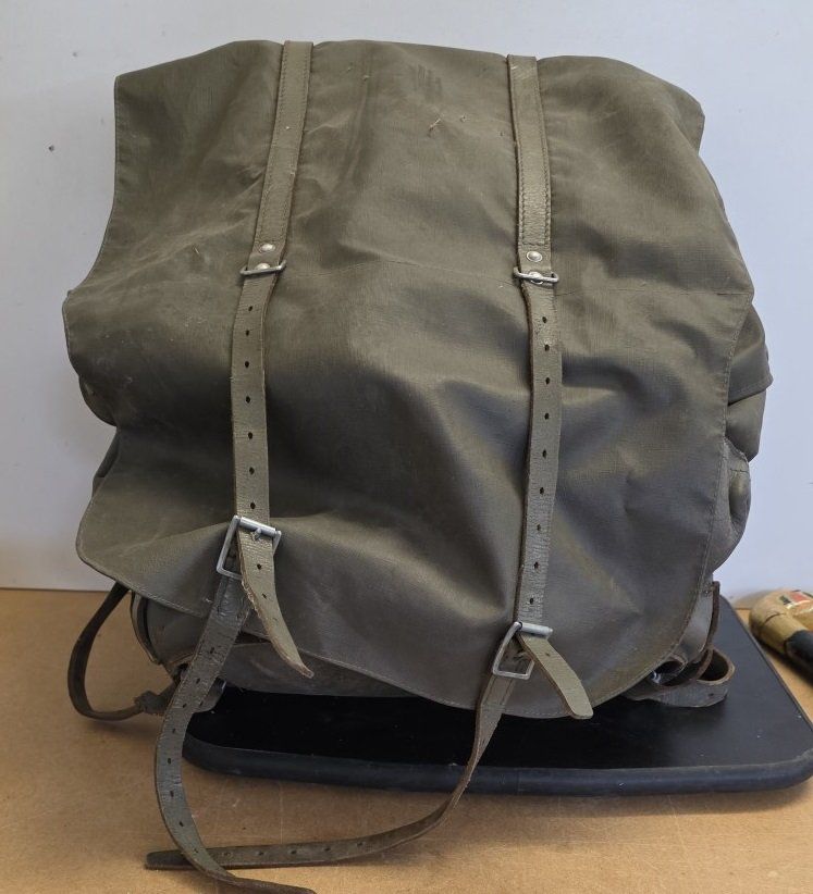 Schweizer Armee Rucksäcke: Original Schweizer Armee Rucksack 73 (Modell 71) – Gebraucht aus Flums von Flumsantik