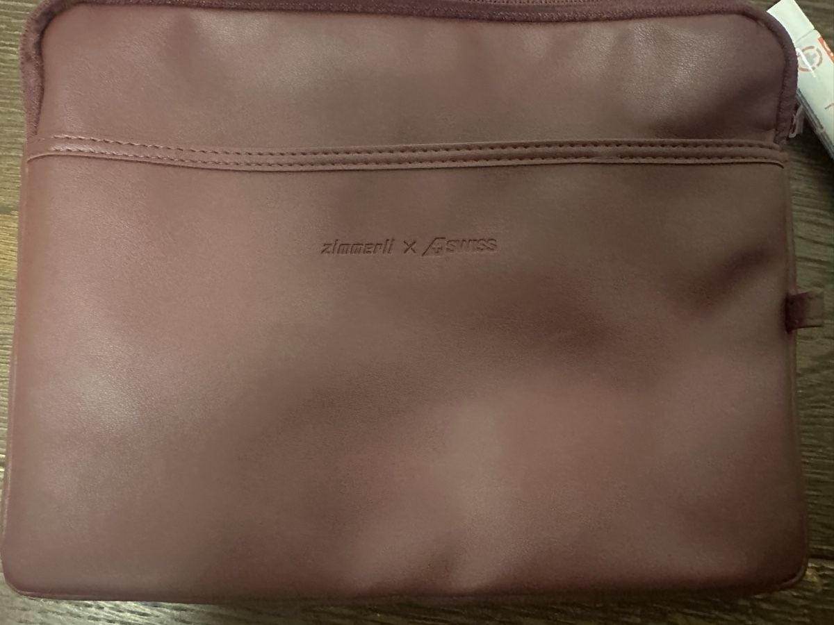 Custodie per cosmetici: Zimmerli X Swiss First Class Amnity Kit – Nuovo e nell'imballaggio originale da Büren SO venduto da Nico59 1