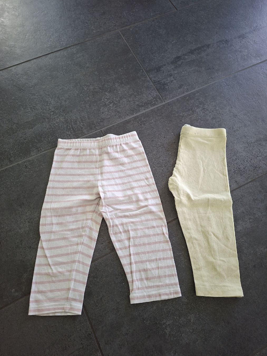 Kleiderpakete & -sets: kleines Sommer Kleiderset, Mädchen, Gr. 110 – Gebraucht aus Biezwil von Haberli01 2