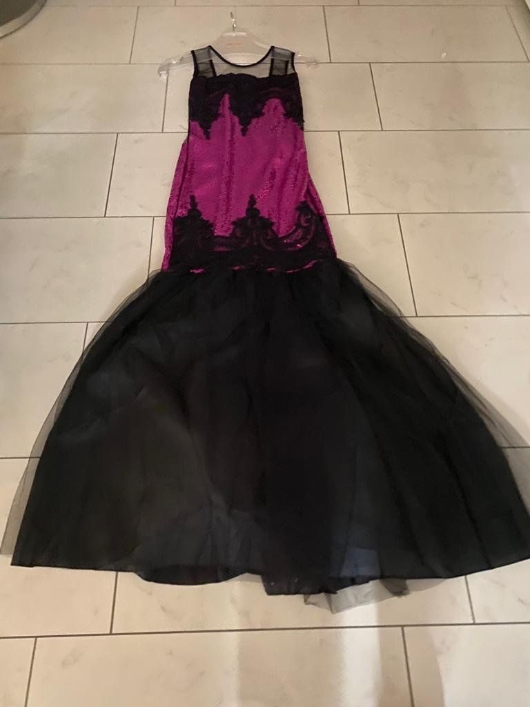 Vestiti: Kleid Design – Nuovo (secondo la descrizione) da Emmenbrücke venduto da Ddagi