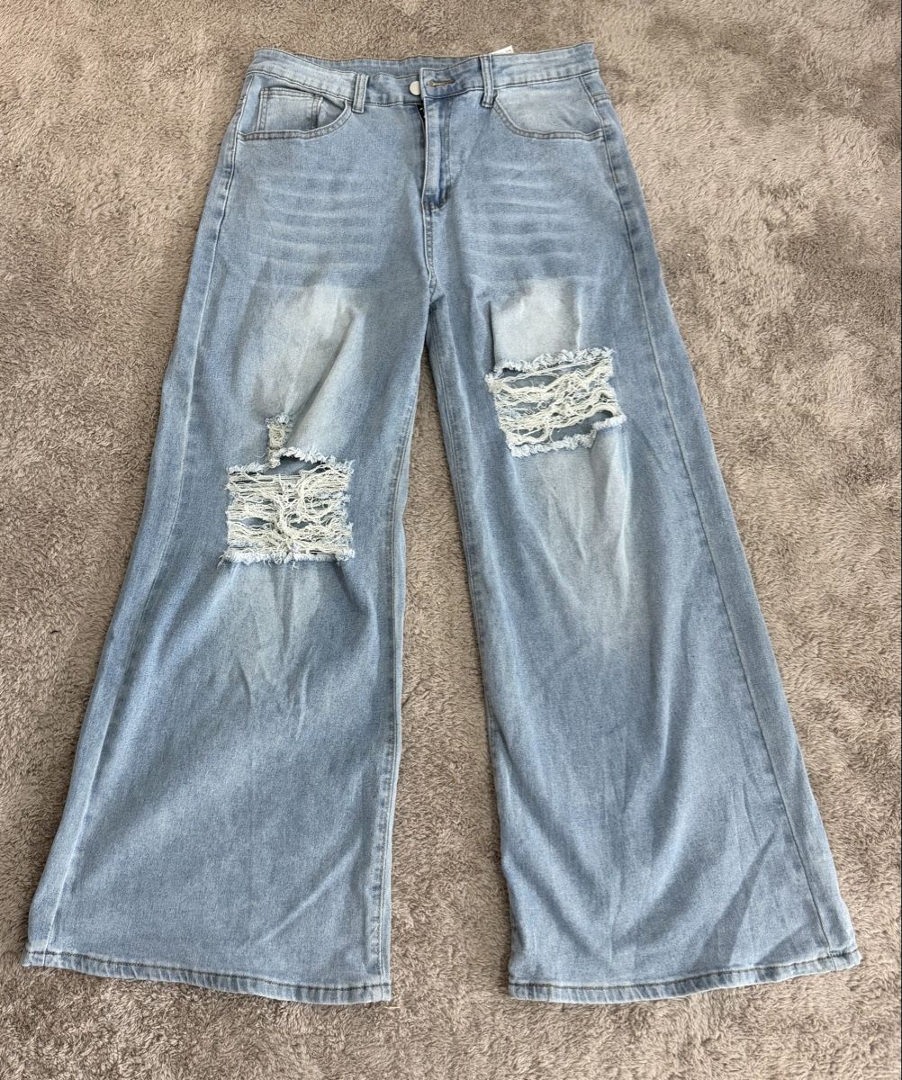 Jeans: Jeans weit geschnitten hellblau Grösse xl neu – Neuf (Voir description) à Winterthur par danyar_1