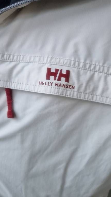 Vestes: Helly Hansen - Jacke – D'occasion à Biglen par adrian017 1