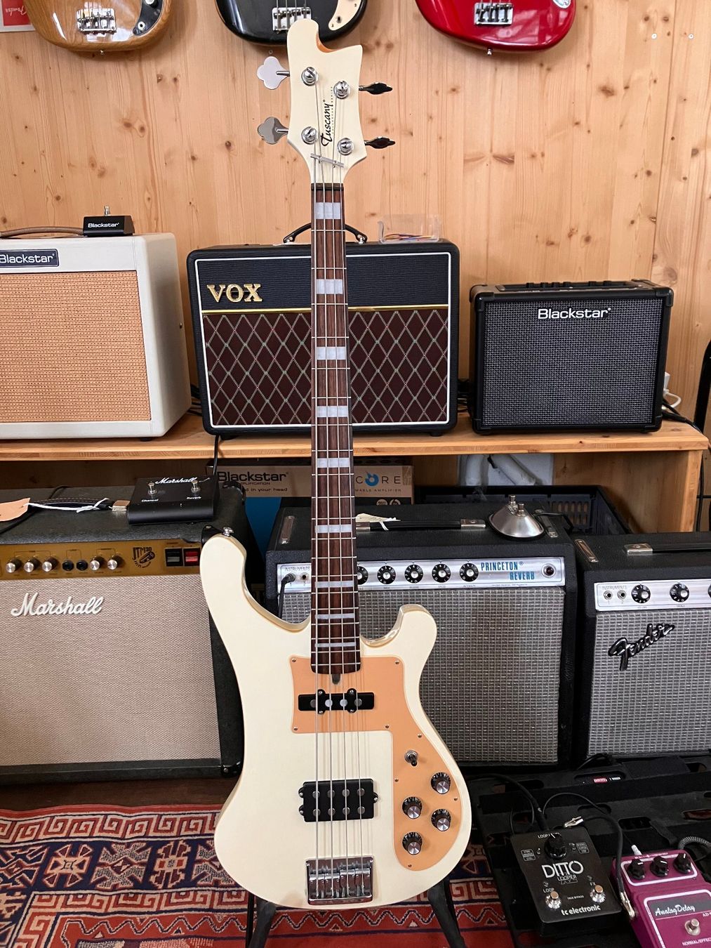 Strumenti musicali: Tuscany Rick Bass – Usato da Zofingen venduto da bjmusic 3