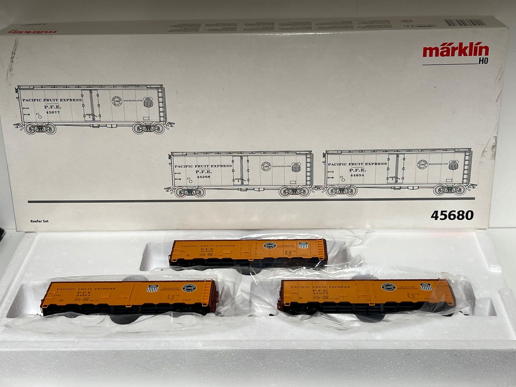 Märklin Modellini di ferrovie: Märklin 45680 Reefer Set PACIFIC FRUIT EXPRESS H0 AC – Nuovo (secondo la descrizione) da Neuenhof venduto da ludovicco 5