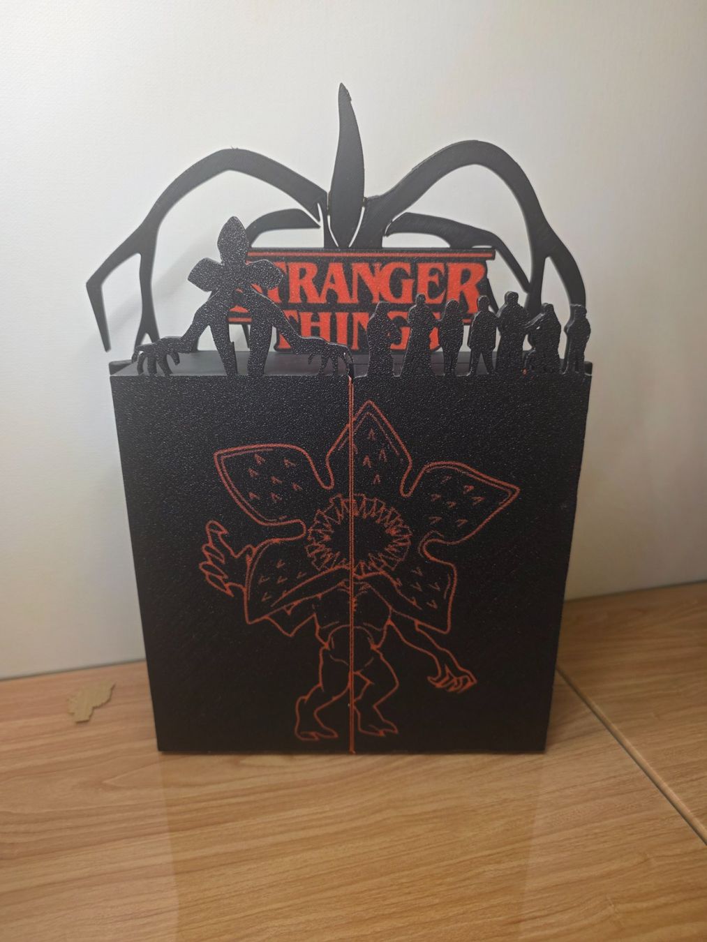 Carte collezionabili: Espositore Stranger Things 3D – Nuovo (secondo la descrizione) da Figino venduto da dif_2gsf 1