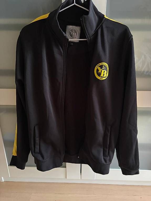 Giacche: Vintage YB Trainierjacke – Usato da Belp venduto da mia_5cm6 1