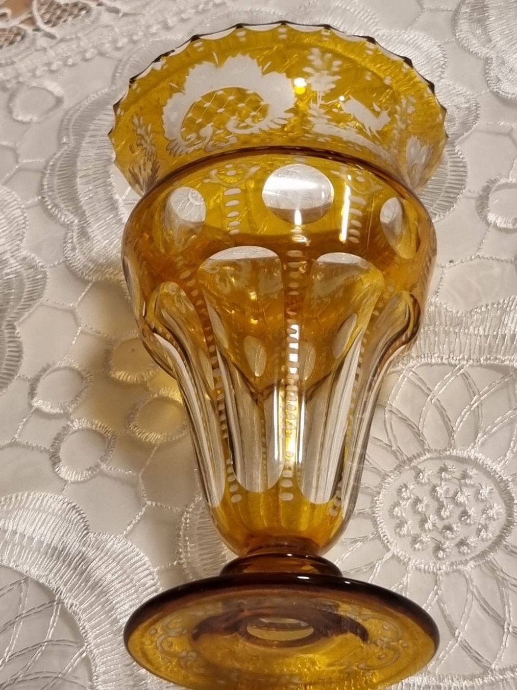Vasi & Recipienti: Antike böhmische Vase, 19. Jh., bernsteinfarben – Usato da Scharnachtal venduto da devin03 5