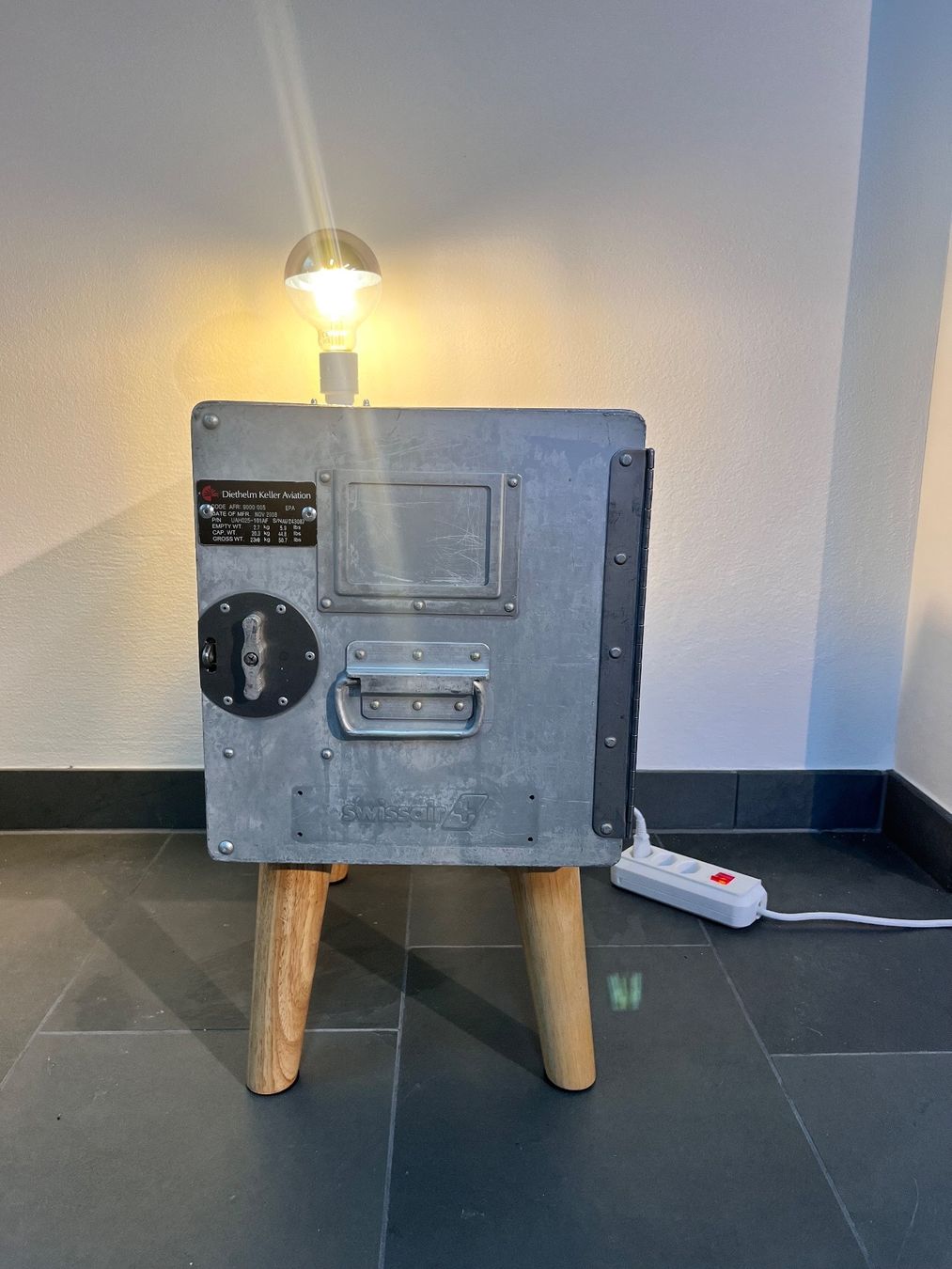 Sonstiges zu Aviatik: Swissair Flugzeug Trolley Kommode – Gebraucht aus Fruthwilen von bodensee_manufaktur 6