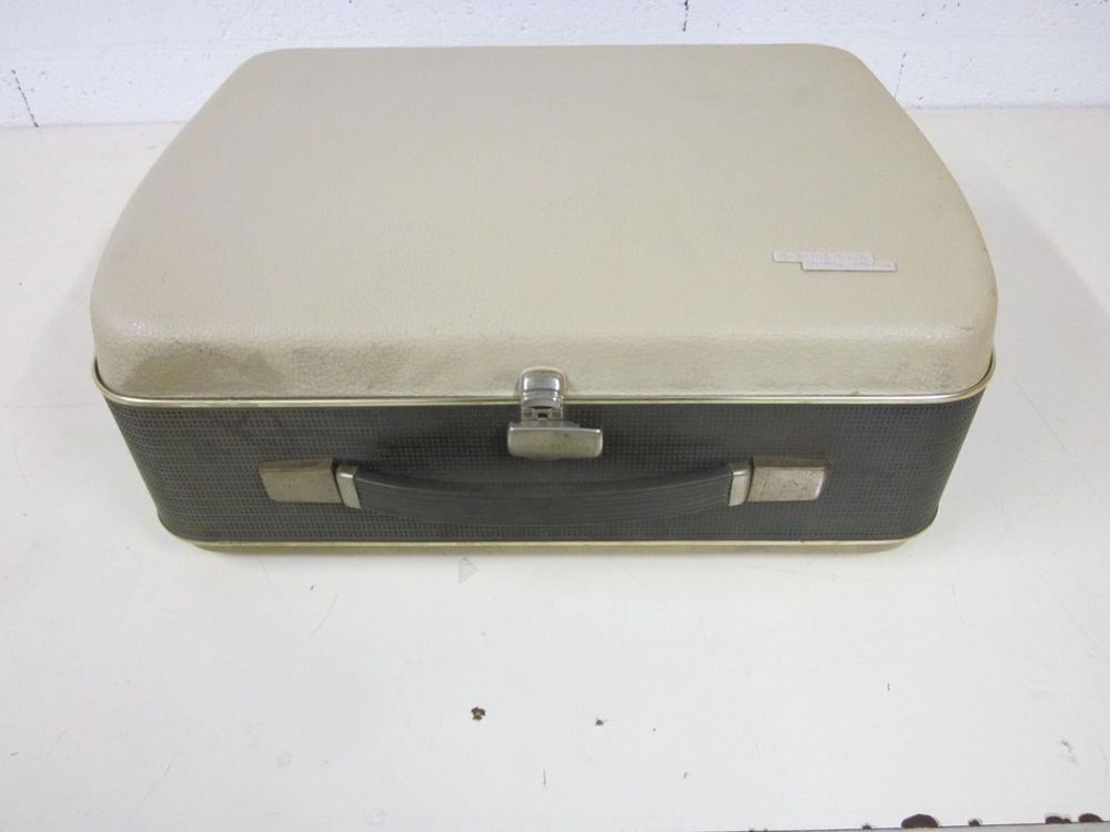 GRUNDIG TK 46 b Antik Magnetophone a bande (Defekt) in Grand-lancy für