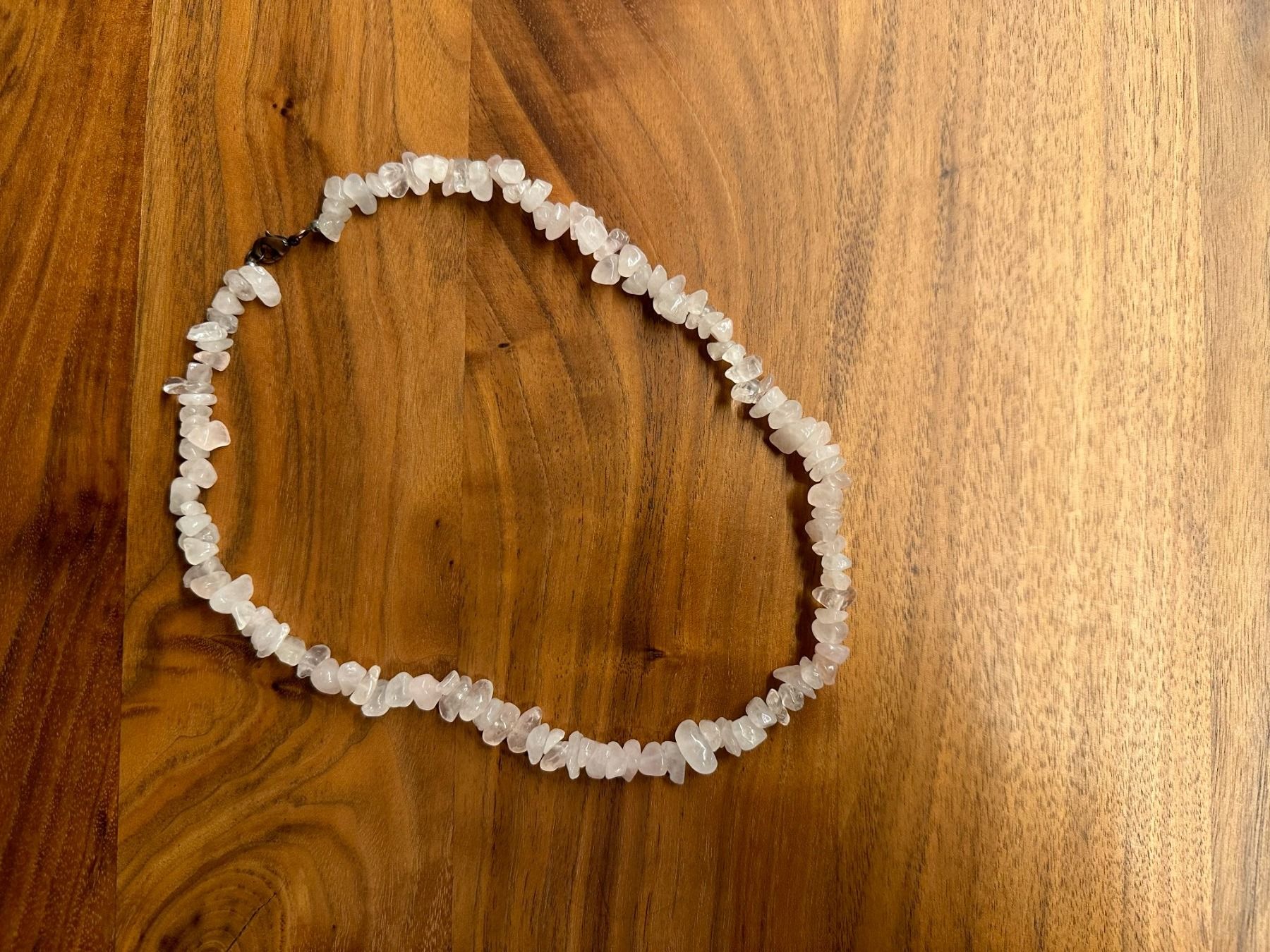 Catenine: Helle Kette aus Rosenquarz – Usato da Rheinfelden venduto da Brise8