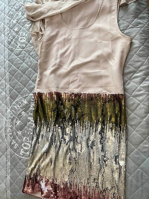 Vestiti: Robe très moderne, taille L – Usato da Bulle venduto da Preteni 2