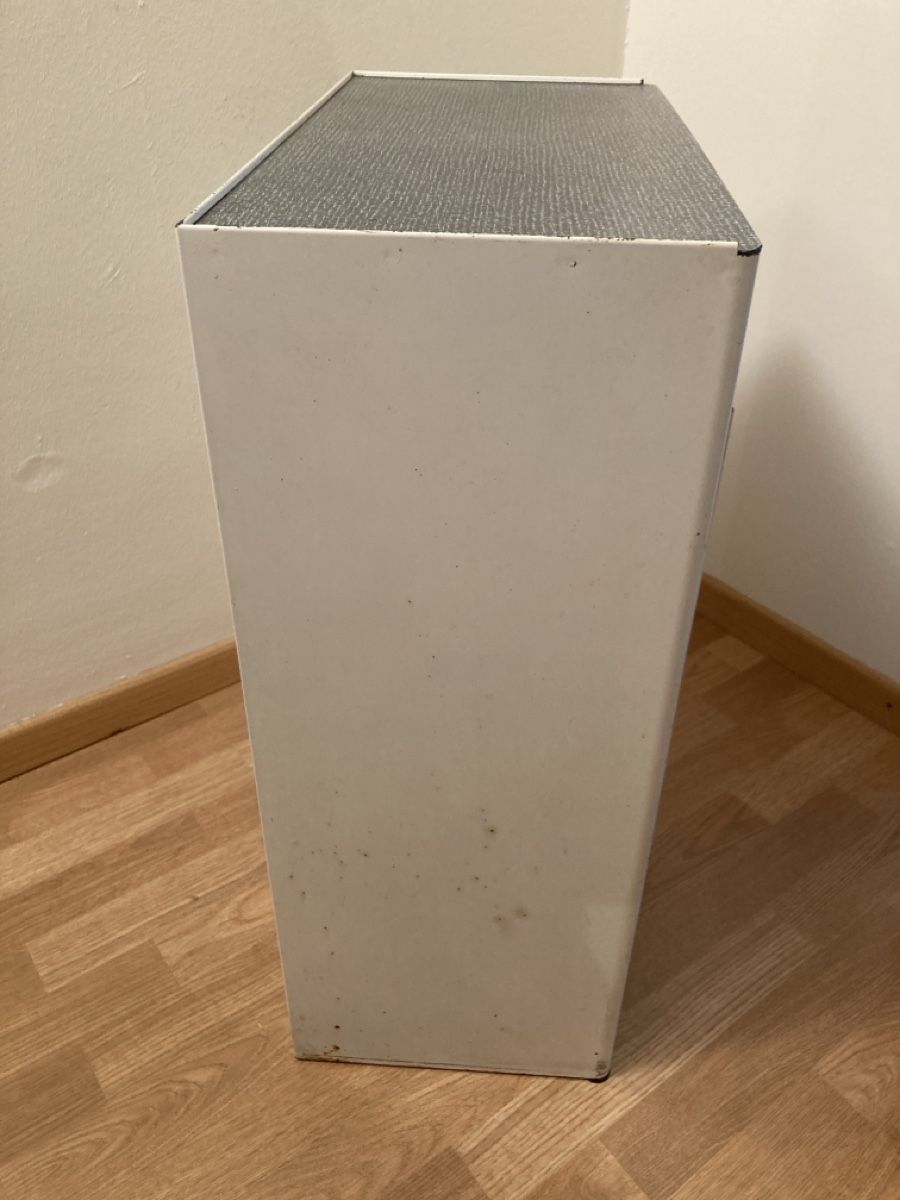 Armadi: Mewa Design Wäschebehälter aus Metall – Usato da Basel venduto da magnummarine 2