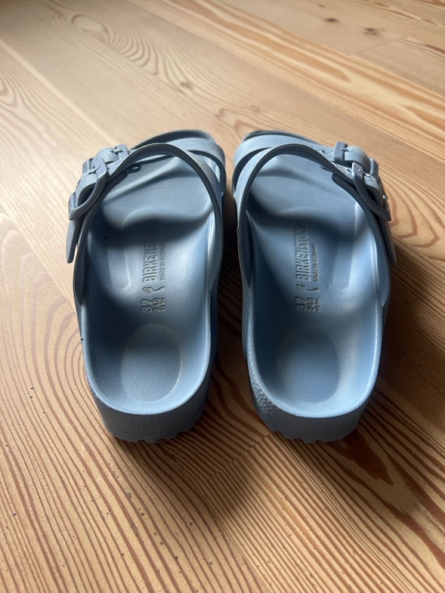 Birkenstock Herrenschuhe: Birkenstock Plastic Sandals Size 37 – Gebraucht aus Zürich von tsw_f52q 3