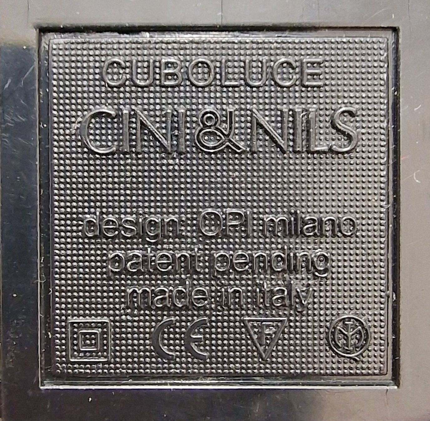 Cini & Nils Lampade: Design, Tischlampe, Cini & Nils, Cuboluce, 90er – Usato da St. Gallen venduto da chambredirecte 8