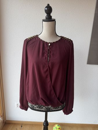 Guess Bluse Gr. S, bordeauxrot mit goldenen Details!