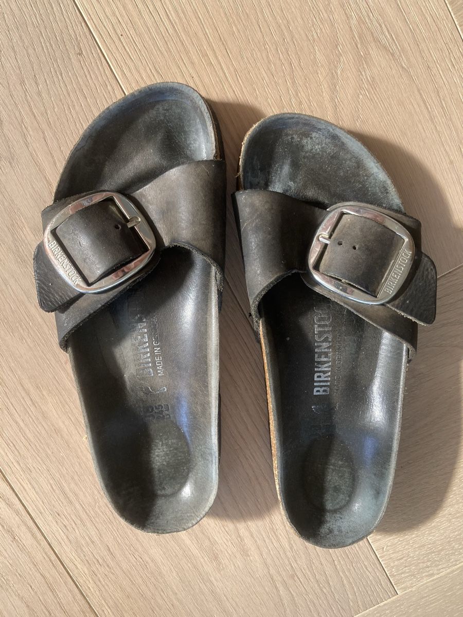 Birkenstock Scarpe da donna: Birkenstock Big buckle 38 – Usato da Wil SG venduto da Chrissy07