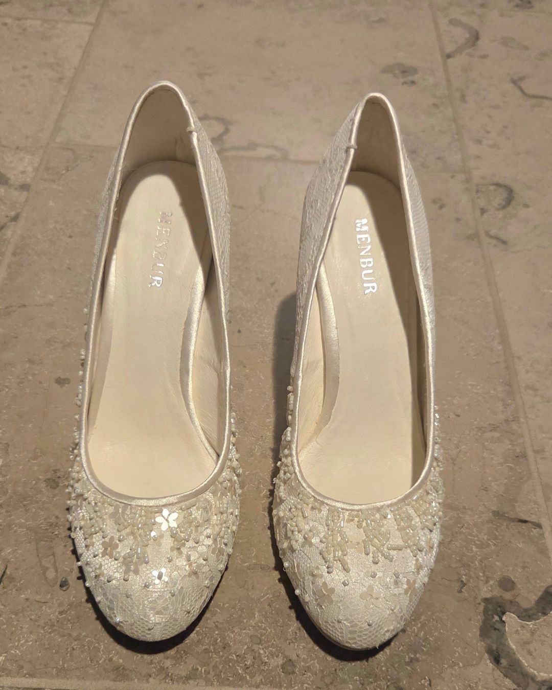 Scarpe da donna: Menbur Schuhe mit Perlen Grösse 37 Neu – Nuovo (secondo la descrizione) da Zürich venduto da Gino2000
