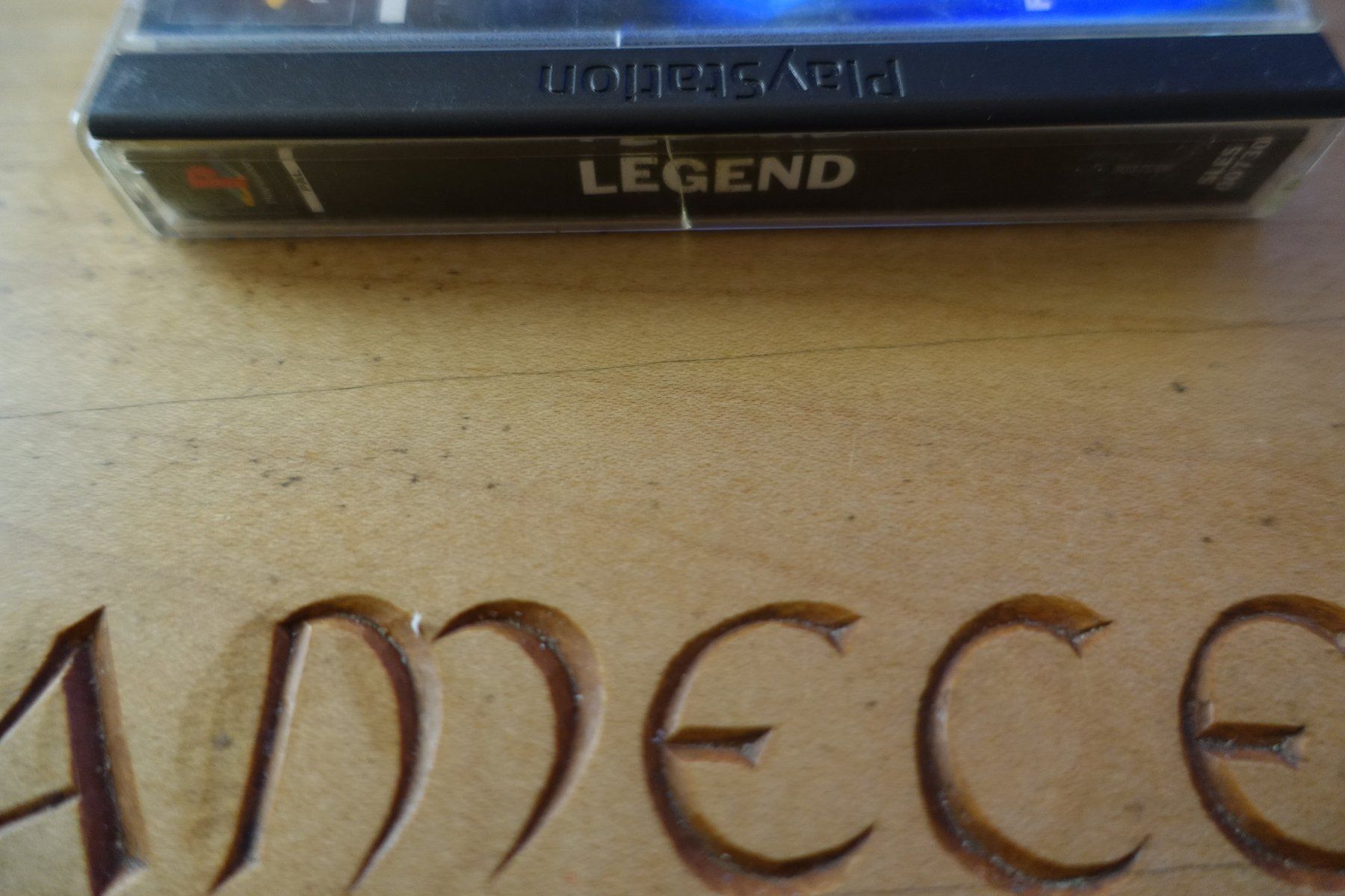 Sony Jeux: Legend – D'occasion à Steinach par Gamecet 2