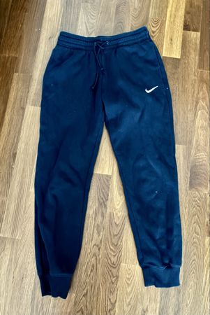 Nike Joggers