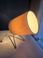 Spezielle antike Lampe