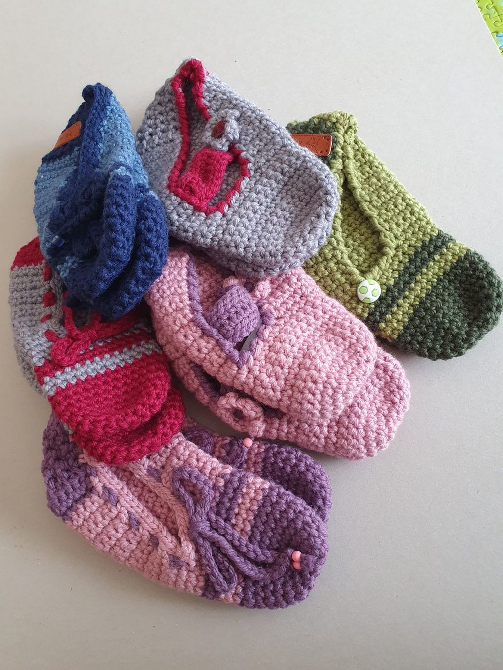Scarpe da donna: Finken, gehäkelt, Grösse 38 – Nuovo (secondo la descrizione) da Jonen venduto da h-blxgirl79
