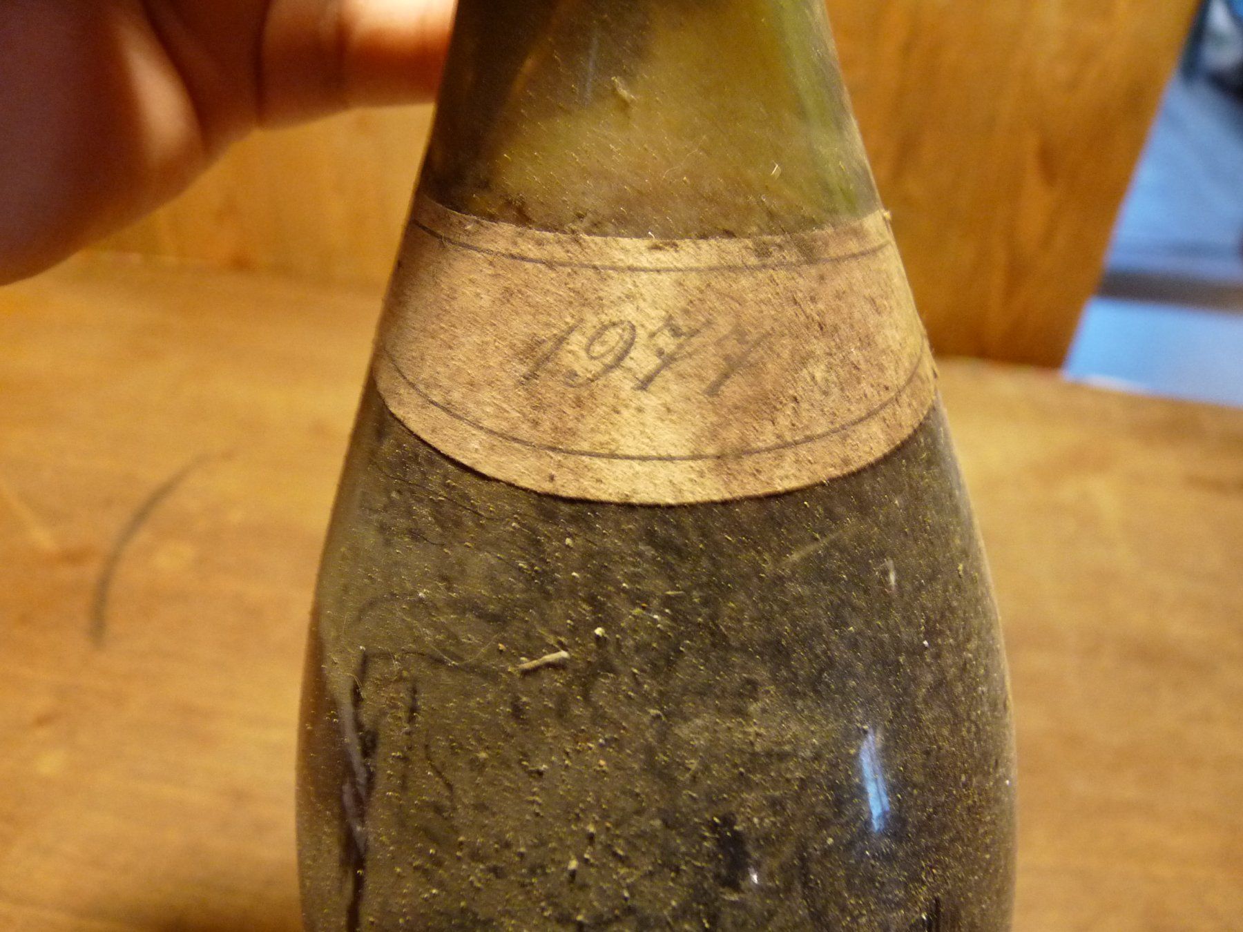 Vino: Pommard 1977 – Nuovo (secondo la descrizione) da huttwil venduto da Pakora 1