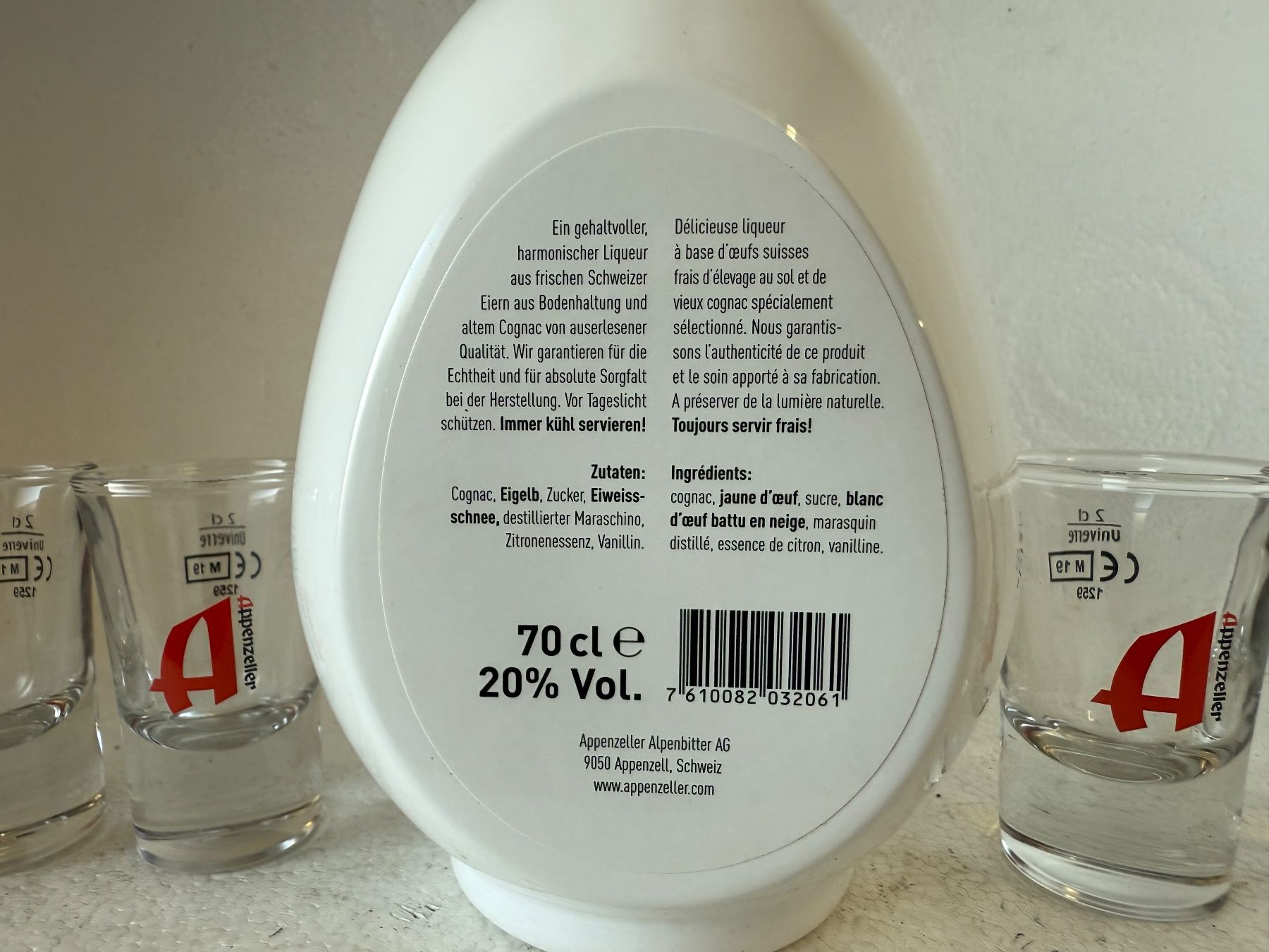 Spirituosen: 1x 7dl. Flasche Eiercognac Emile E. mit 6 Shotgläser... – Neu und originalverpackt aus Wöschnau von Vinsale 6