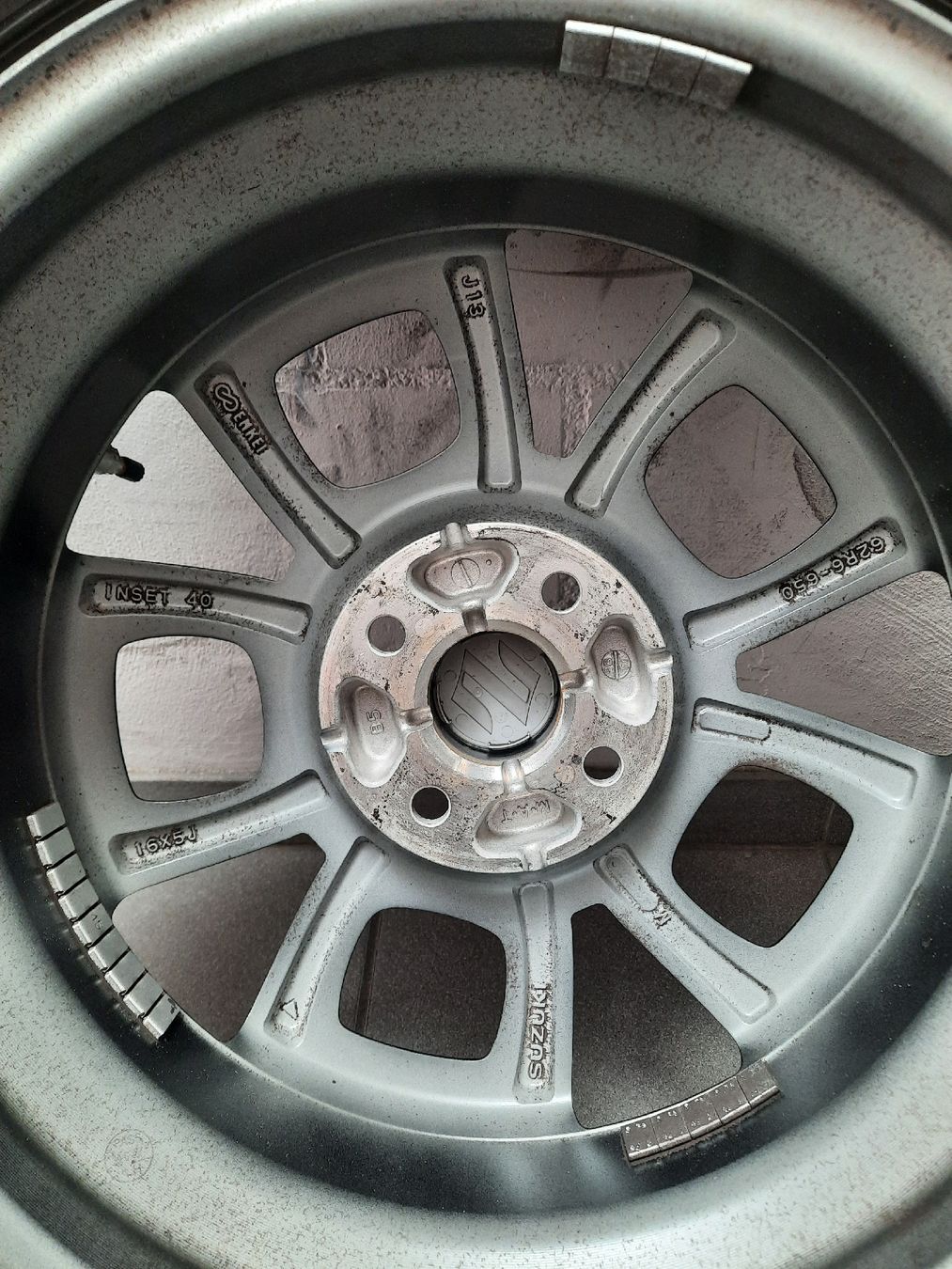 Pneumatici & Ruote complete: Sommerräder Suzuki Ignis 16" – Usato da Ottikon b.Kemptth. venduto da Sharan6 3