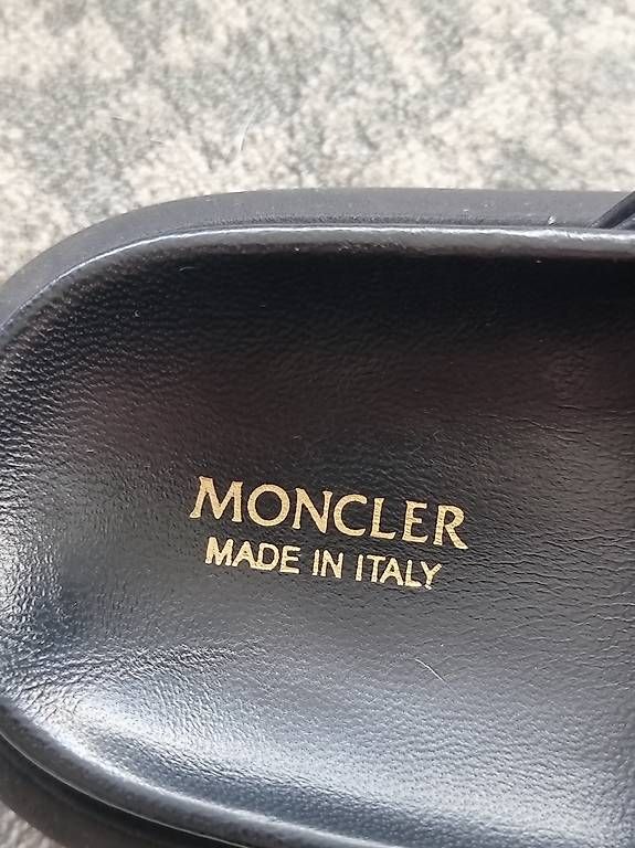 Scarpe da donna: Original Moncler Sandalen, Grösse 39 – Usato da Ostermundigen venduto da d-p73 3