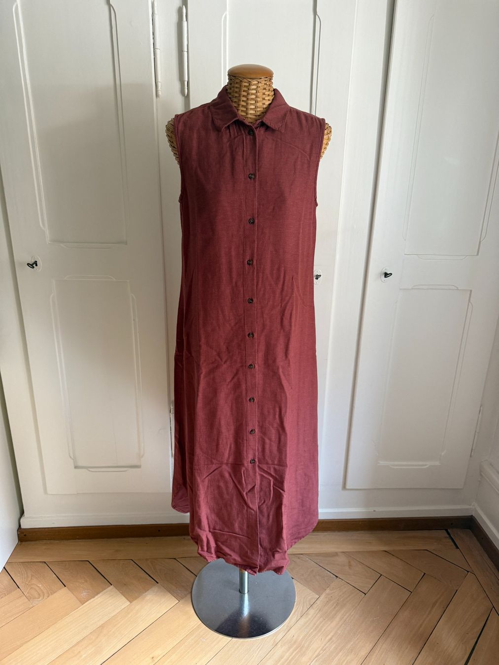 Only Kleider: ONLY - Blusenkleid rostbraun S – Gebraucht aus Zürich von Diazaio
