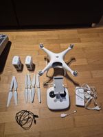 DJI Phantom 4 (WM330A) inkl. 2 Ersatzpropeller