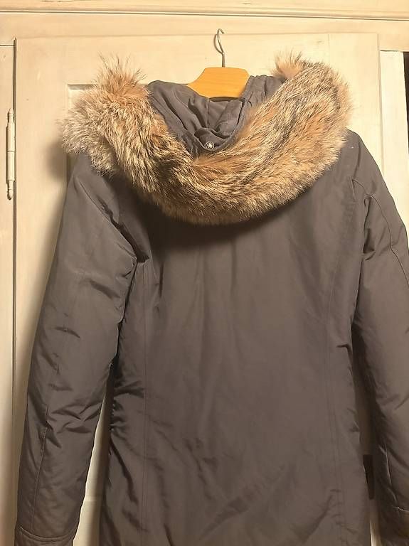 Cappotti: ParkaInvernale Woolrich – Usato da Bidogno venduto da sch_bby9 4