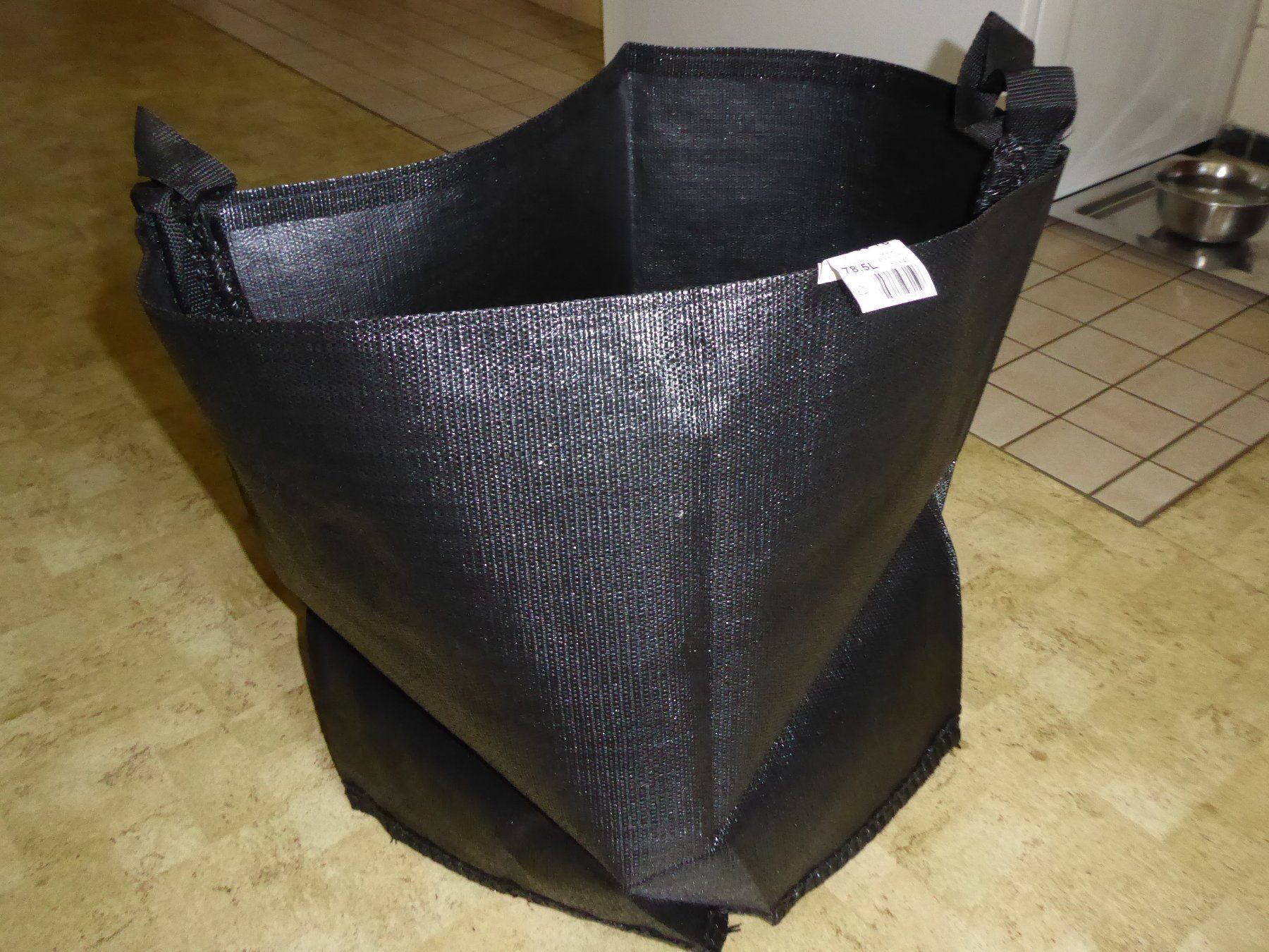 Vasi per fiori: Pflanz-Sack sehr stabil 78,5L – Nuovo e nell'imballaggio originale da Ennetbühl venduto da VPHS