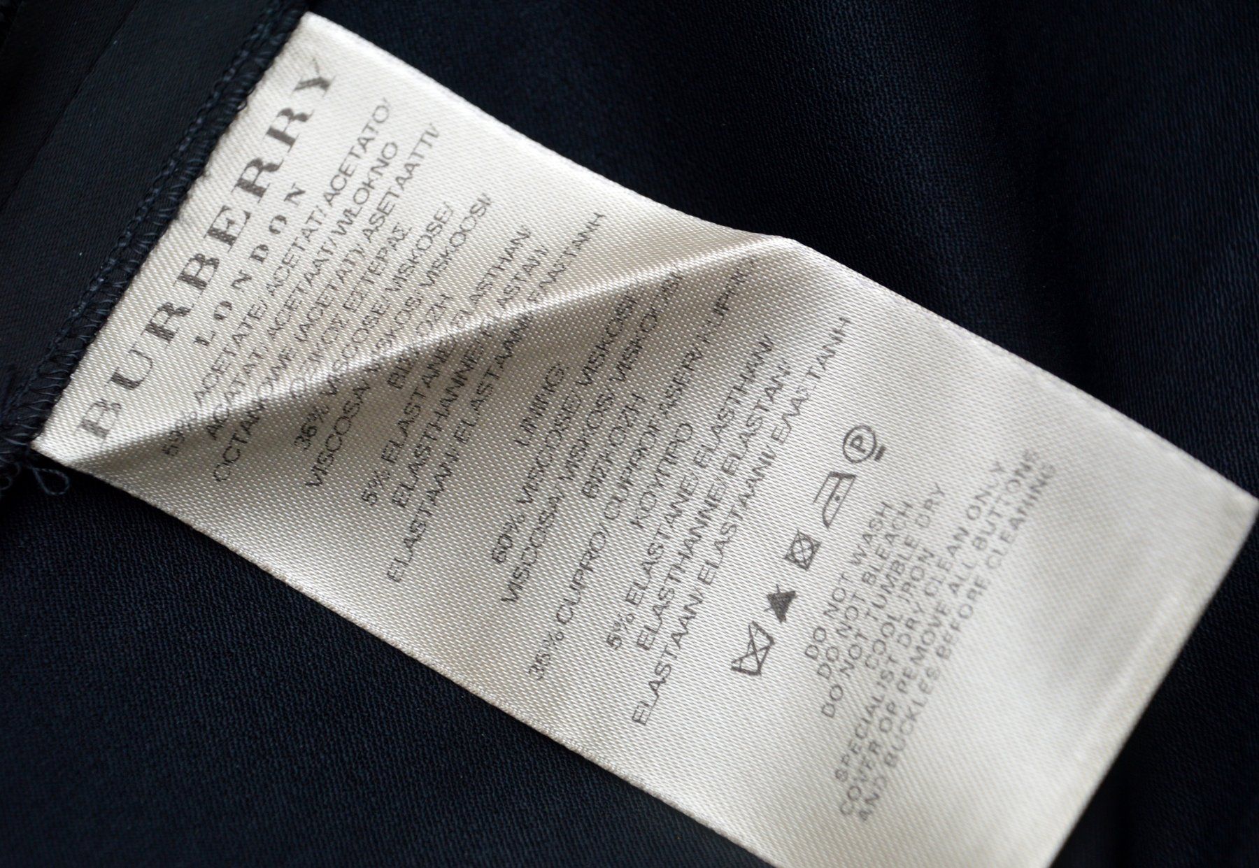 Burberry Vestiti: Kleid Burberry .38 robe – Usato da Collonges venduto da Auganien 9