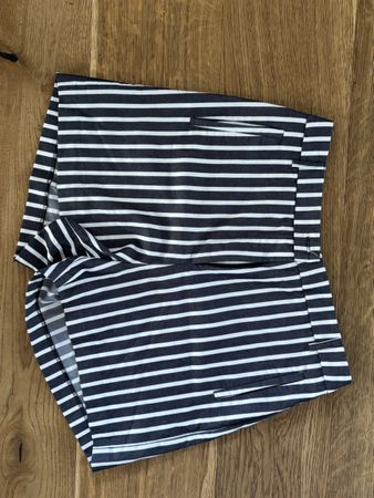 Hose gestreift 