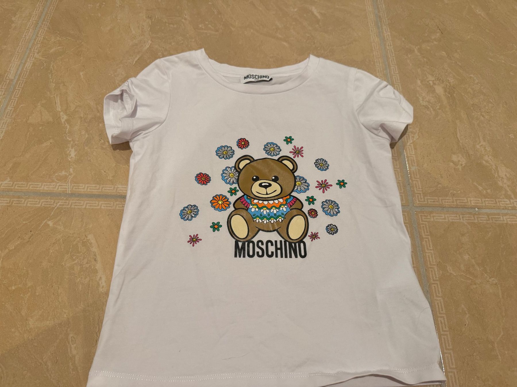 Moschino Blusen, T-Shirts & Tops: Moschino NWT Shirt, 6j 116 – Neu (gemäss Beschreibung) aus Klingnau von Markus14