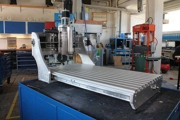 Tutte le macchine: Fraiseuse CNC Swiss Artisan 22 machine – Nuovo e nell'imballaggio originale da Fribourg venduto da Badog