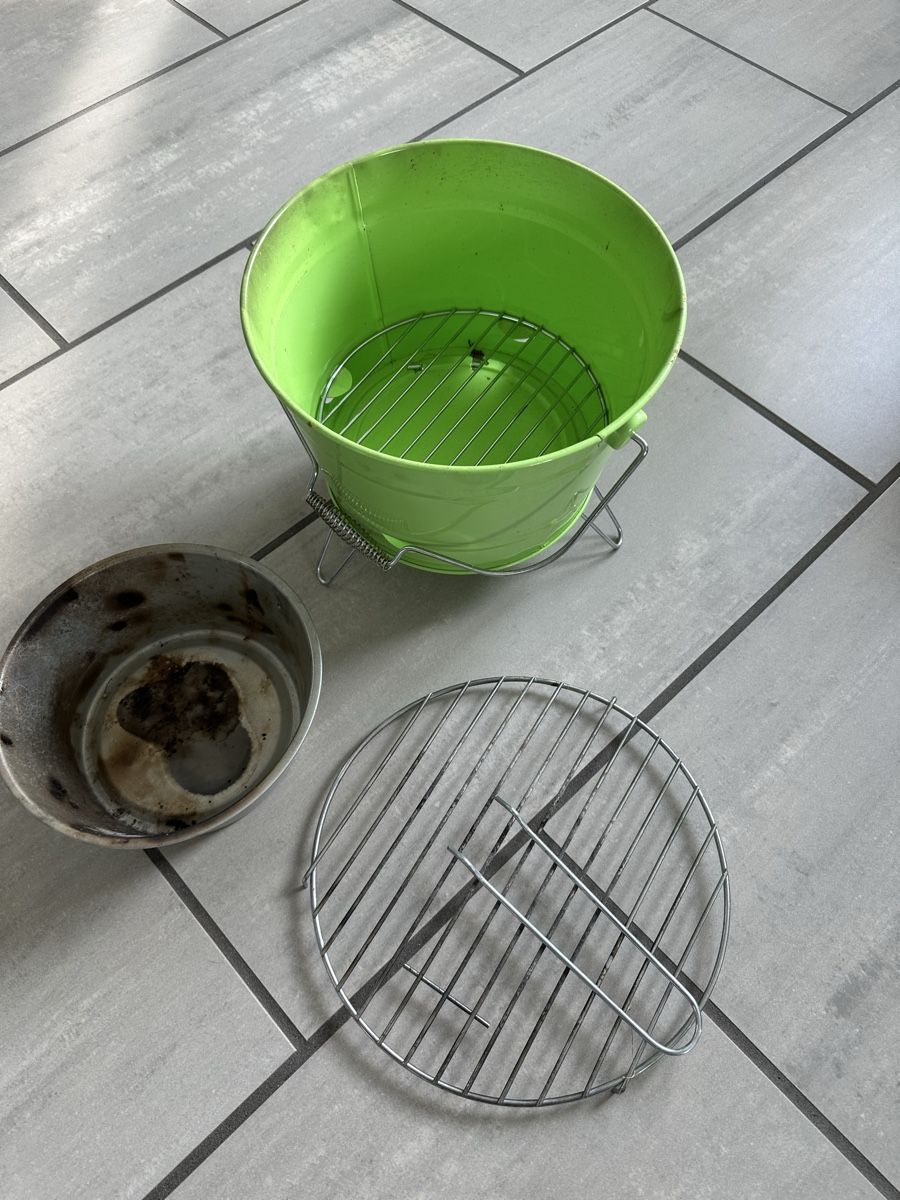 Griglie: Mini Holzkohlegrill – Usato da Niedergösgen venduto da 7591 2