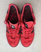 Adidas jeans X gortex, rouge et noir, taille 44