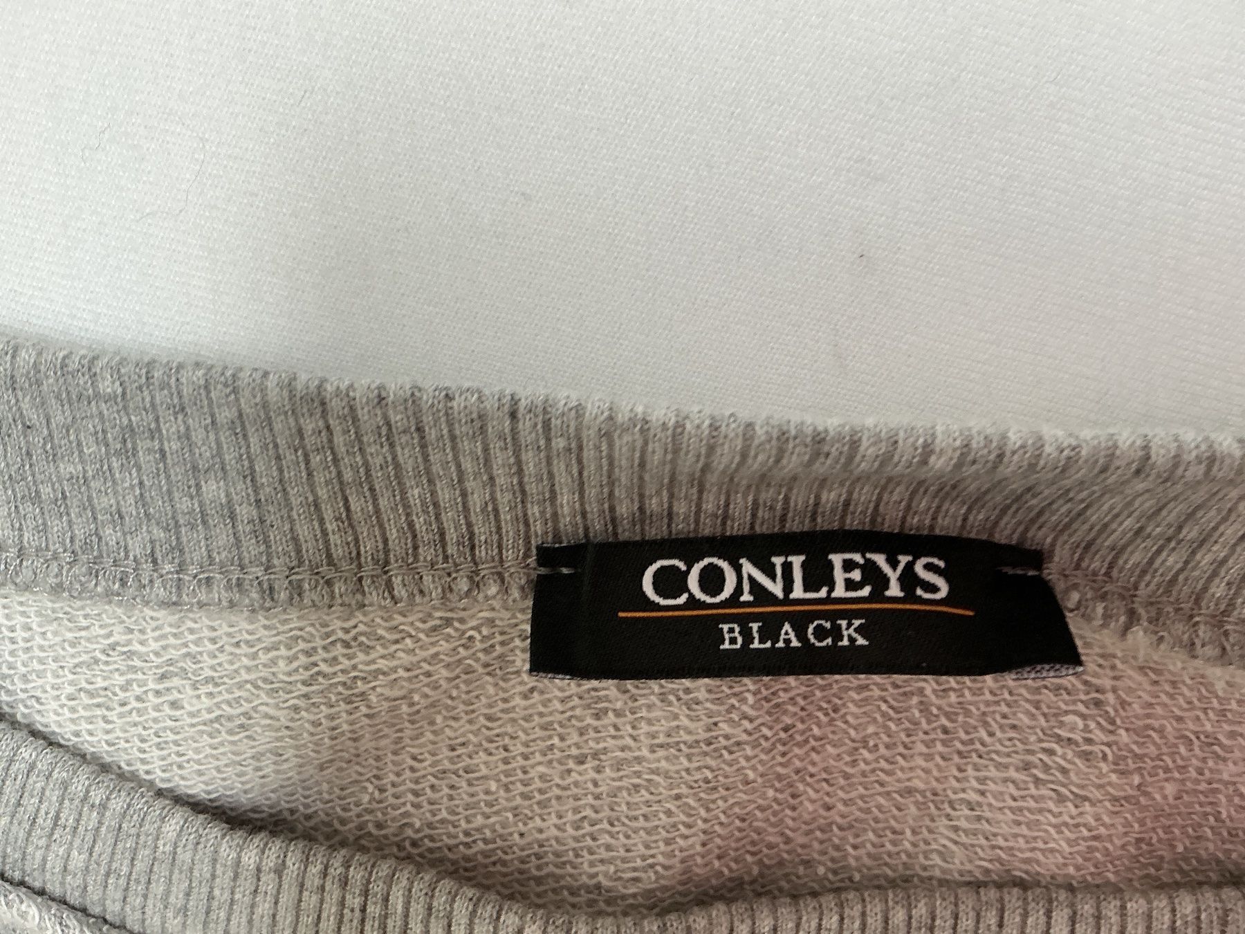 Pulls & Sweat-shirts: Mega cooles Sweatshirt von conleys – D'occasion à Triesen par Boston5 1