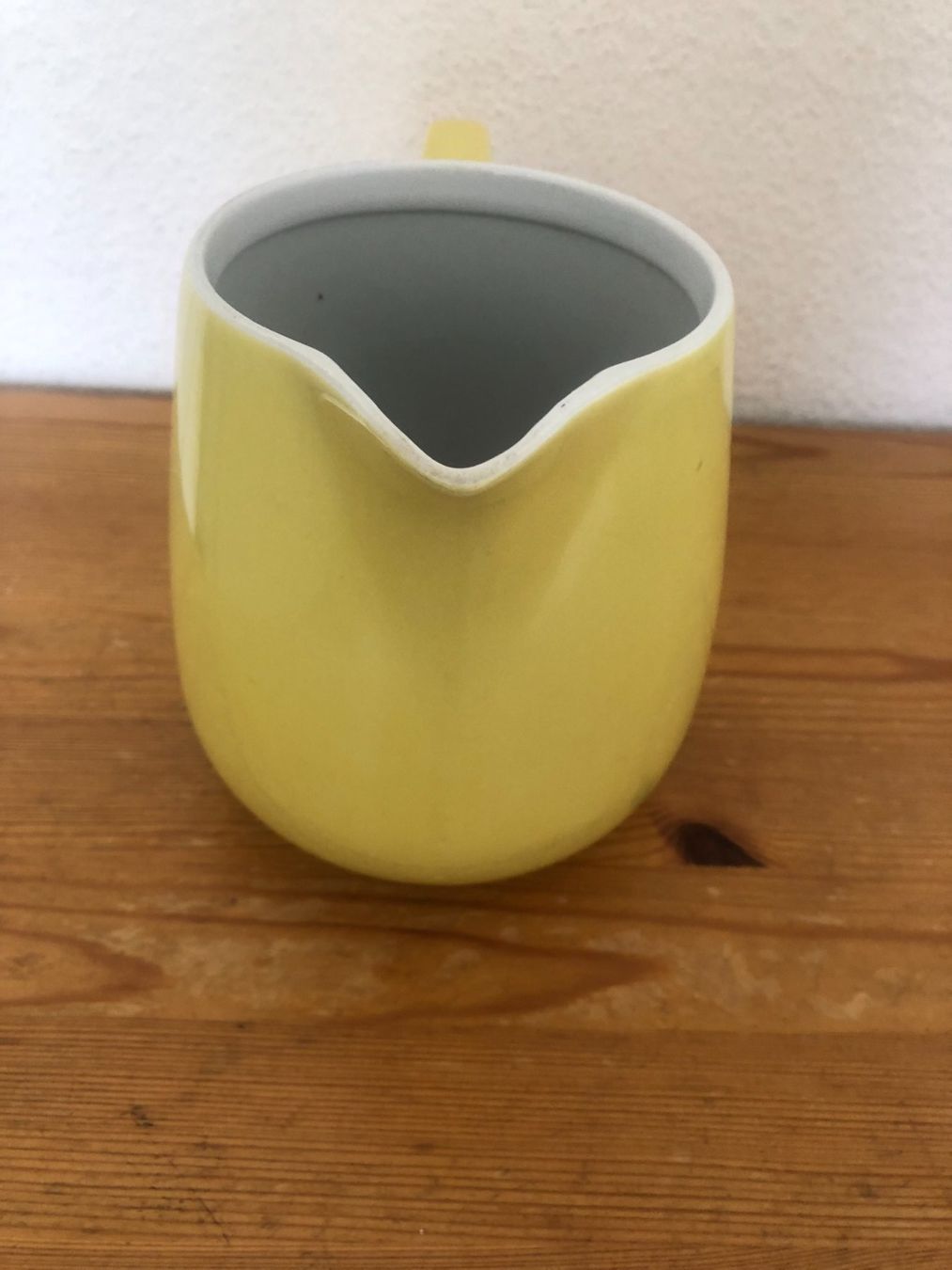 Rössler Caraffe: Rössler Milchkrug gelb 1lt – Usato da Bassersdorf venduto da sammelfloh 3
