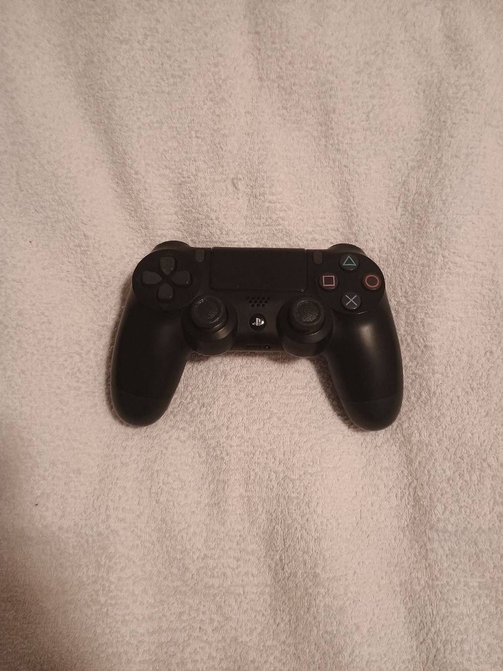 Sony Controller: Sony PlayStation 4 DualShock Controller schwarz gebraucht – Gebraucht aus Basel von ShopTopShop