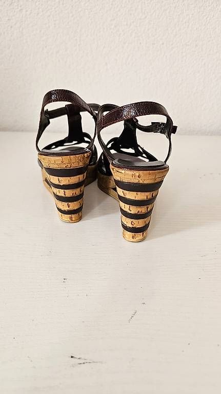 Scarpe da donna: Tamaris Lack-Sandale mit Kork-Keilabsatz – Usato da Sursee venduto da nei_7klk 2