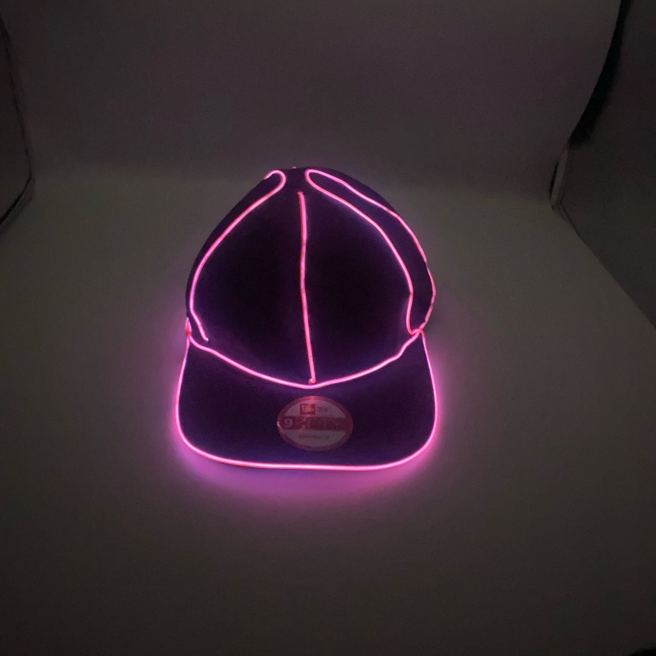 Copricapi, berretti & cappellini: Kappe mit LED-Beleuchtung, für Festivals oder Partys sunice – Usato da Ronco sopra Ascona venduto da liz_dbg6 4