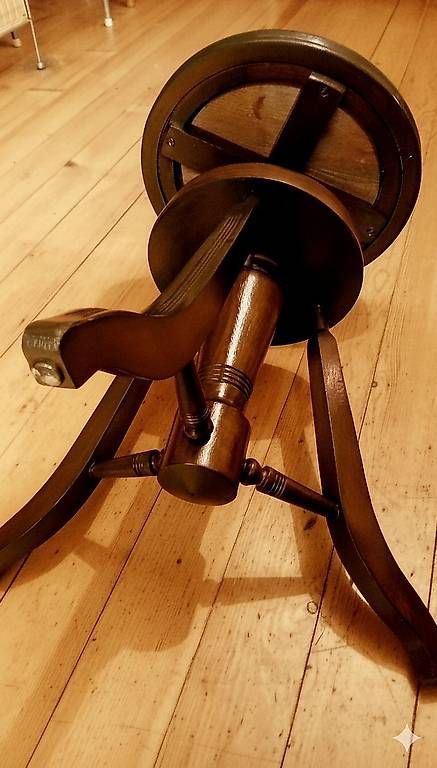 Tabourets: tabouret de piano – D'occasion à Yverdon-les-Bains par oli_8q9f 2