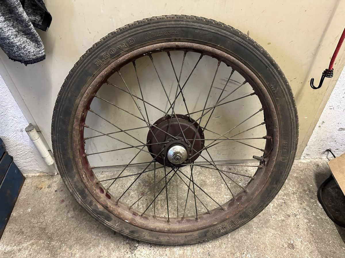 Alle Motorradersatzteile: Roue avant moto ancienne / Vorderrad oldtimer 19 motobecane? – Gebraucht aus Courtételle von claude41 5