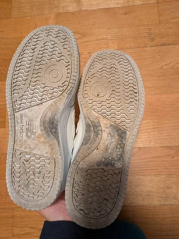 Scarpe da uomo: New Balance Sneakers – Usato da Utzenstorf venduto da dil_7bt7 1